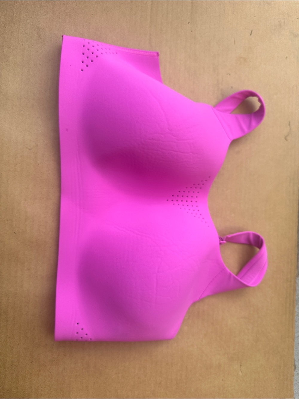 Victoria's Secret Wireless Seamless Bright Pink Sports Bra